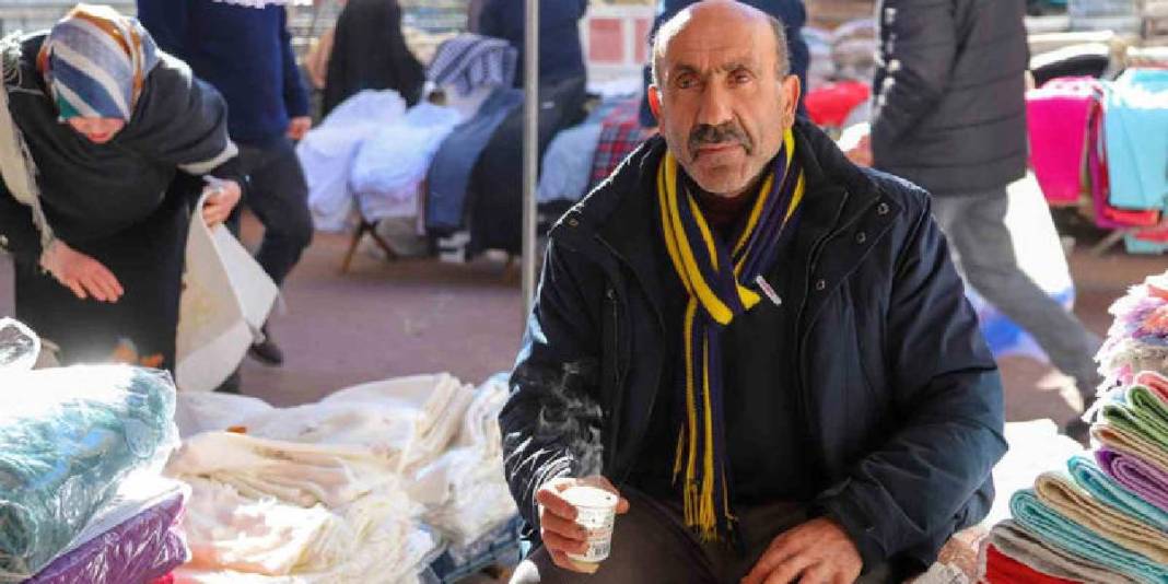 52 yıllık tecrübesiyle konuştu! Tezgahları da pazarı da ondan iyi bileni yok: ‘Yemin edenden mal almayın’ 3